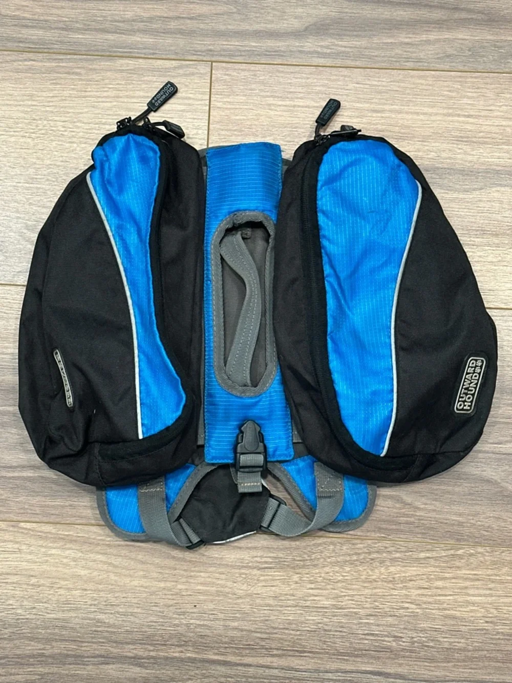 Outward Hound Harness w/ Removable Daypack S/M